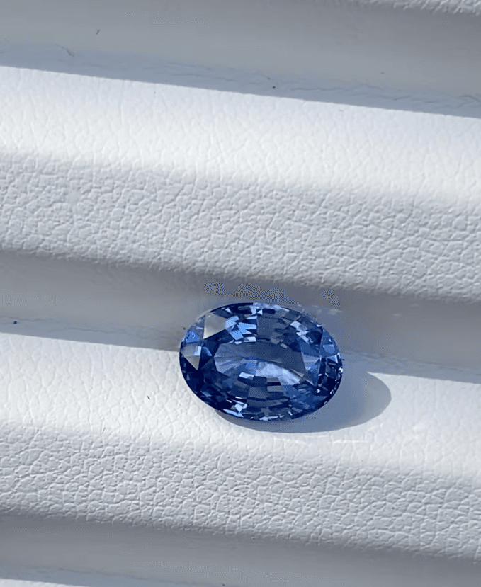 a-royal-blue-sapphire.png